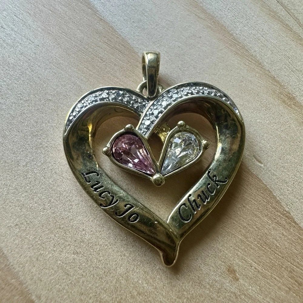 Vintage Pendants 1-1.75 Inch 7 Item Lot‎ Cross Heart Butterfly Metal Stone Glass